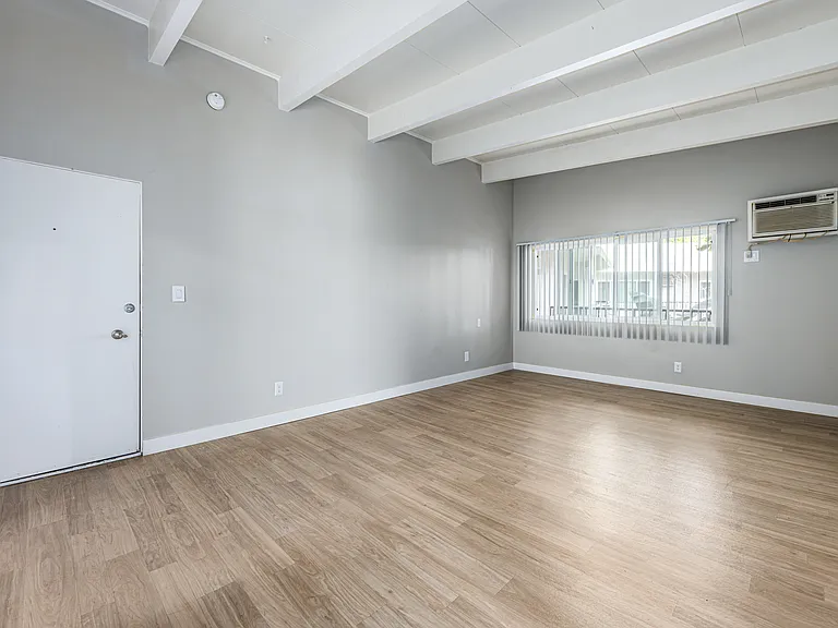 The Marquee Apartments — Photo 22