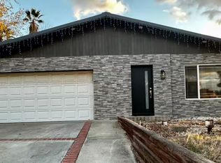 18724 Vicci St, Santa Clarita, CA 91351
