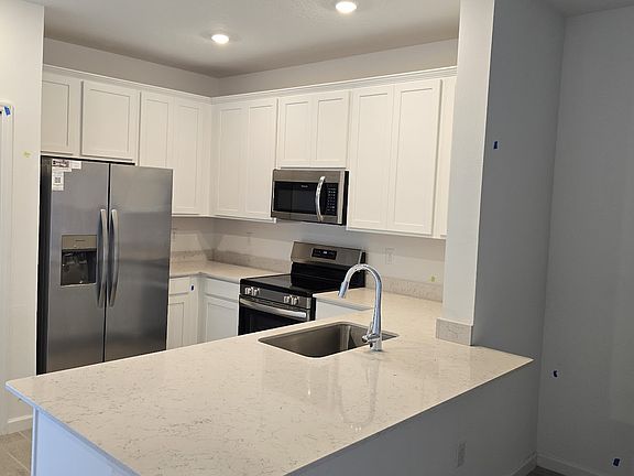 4th image of 6870 Golden Monarch Ave