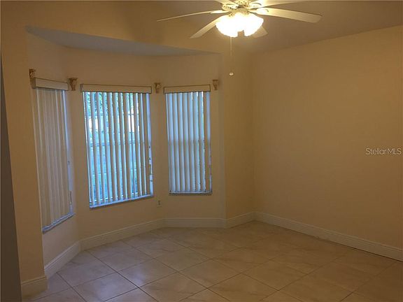 3rd image of 2814 Berkshire Cir