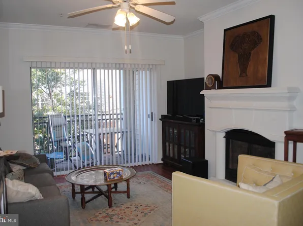 12913 Centre Park Cir APT 207, Herndon, VA 20171