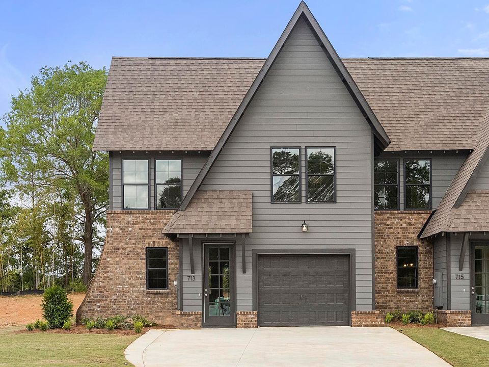 The Townhomes at Cyprus Cove