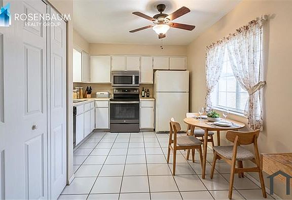 5th image of 452 E 9th Ave APT 3