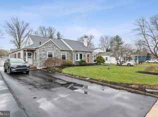 432 Pinecrest Rd, Springfield, PA 19064