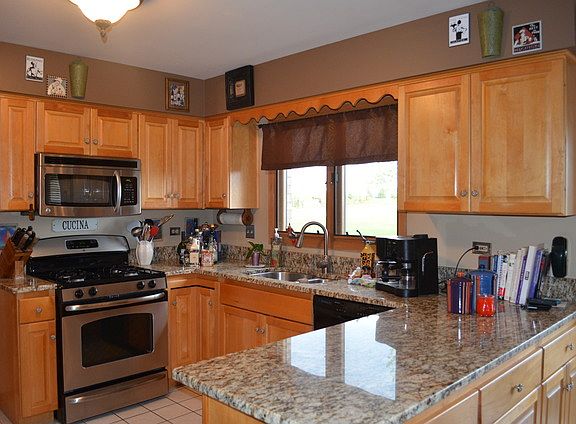4th image of 12535 Yorkshire Dr