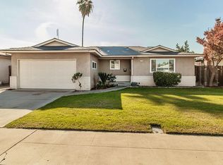 722 W Ashcroft Ave, Clovis, CA 93612