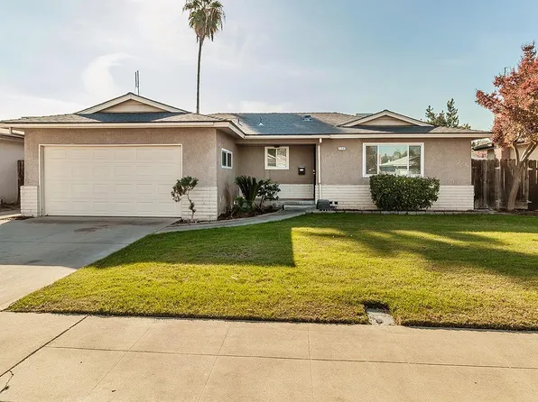 722 W Ashcroft Ave, Clovis, CA 93612