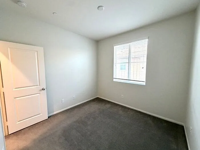 12165 Chorus Dr — Photo 29