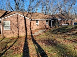 36 Rock Ave, Watchung, NJ 07069