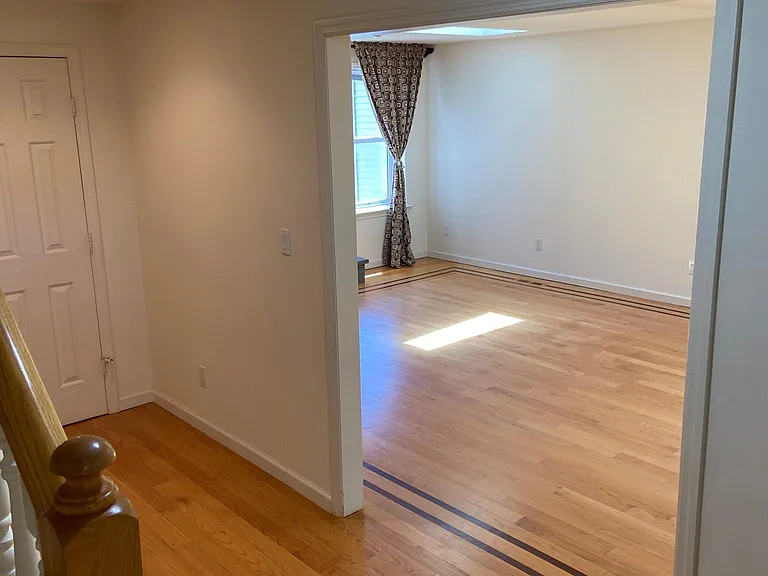 41 Le Grande Ave — Photo 9