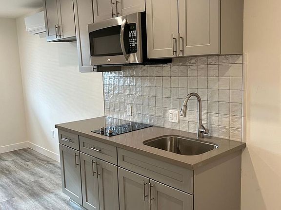 5th image of 8145 Langdon Ave #117