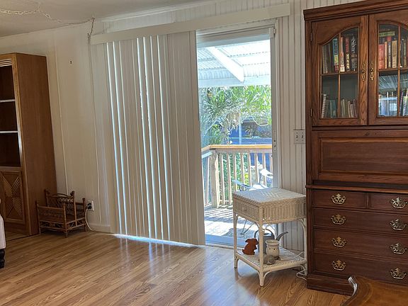 4th image of 7706 SE Wren Ave