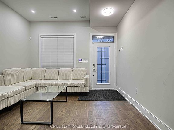 5th image of 471 Jones Ave