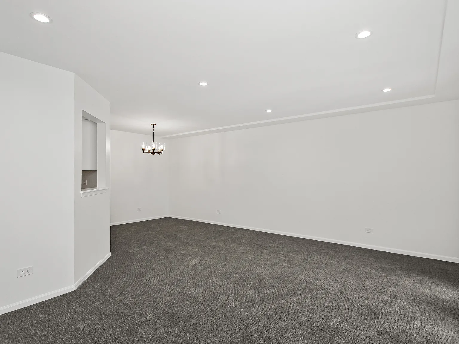 2 bed, 1000 sqft, $1,800 — Photo 3