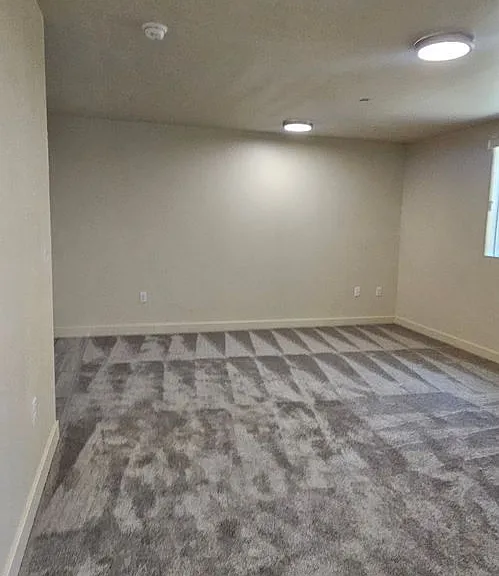3839 Woodlawn Ave — Photo 53