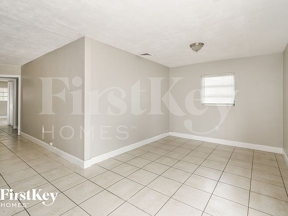 5th image of 7300 Ramona St
