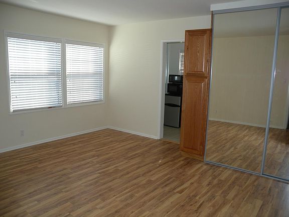 3rd image of 760 Lillian Way APT 6