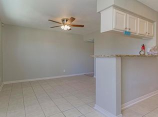5223 Avenue P 1/2 APT 1, Galveston, TX 77551