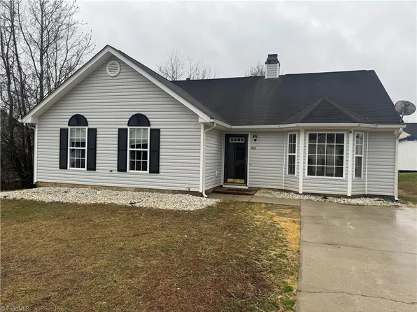 105 Lasalle Way, Greensboro, NC 27406