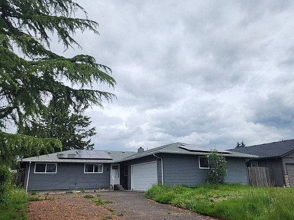 3rd image of 158 Alturas Dr