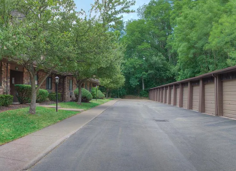 18A Brook Hill Ln — Photo 5
