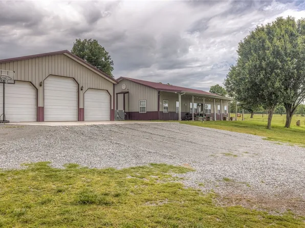 56941 S 510th Rd, Rose, OK 74364