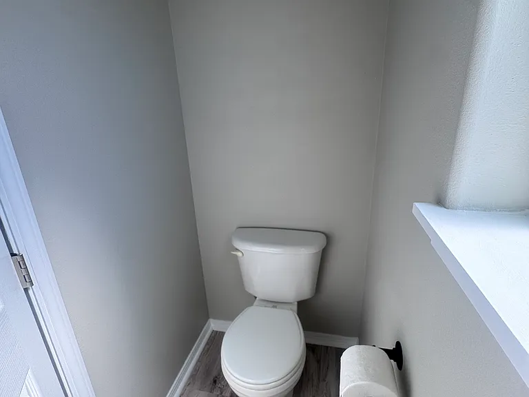 1700 NE Cinder Loop — Photo 5