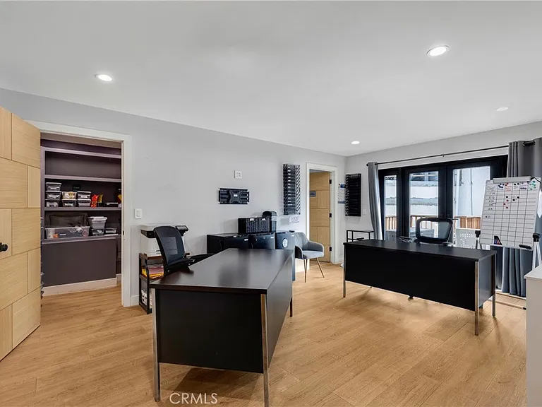 5150 Campo Rd — Photo 19
