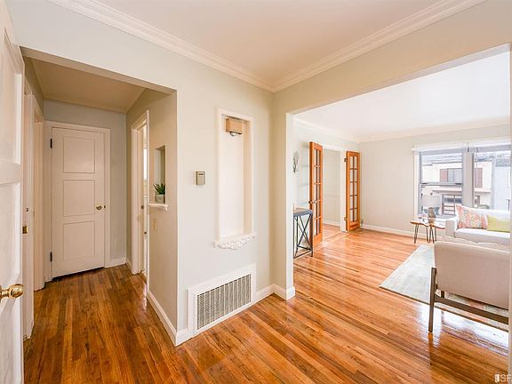 3rd image of 2285 35th Ave