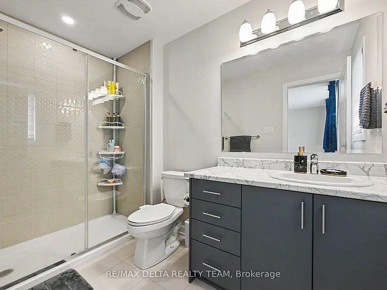 505 Convenire Row — Photo 14