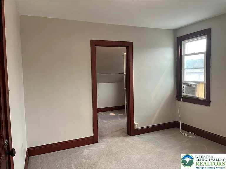543 W Emaus Ave — Photo 30