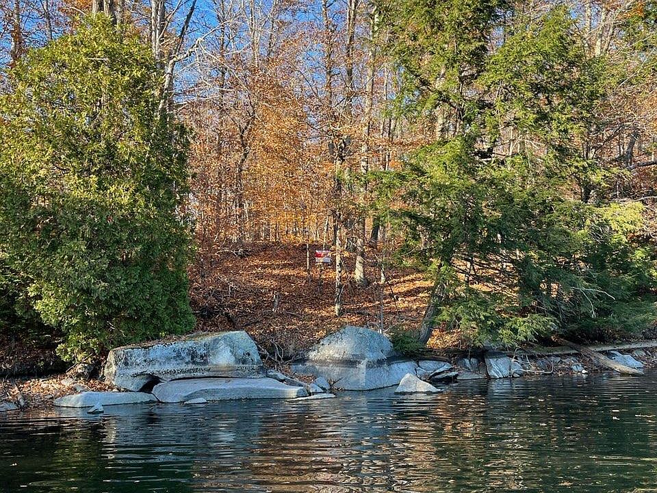 2nd image of 20 Sheeps Island