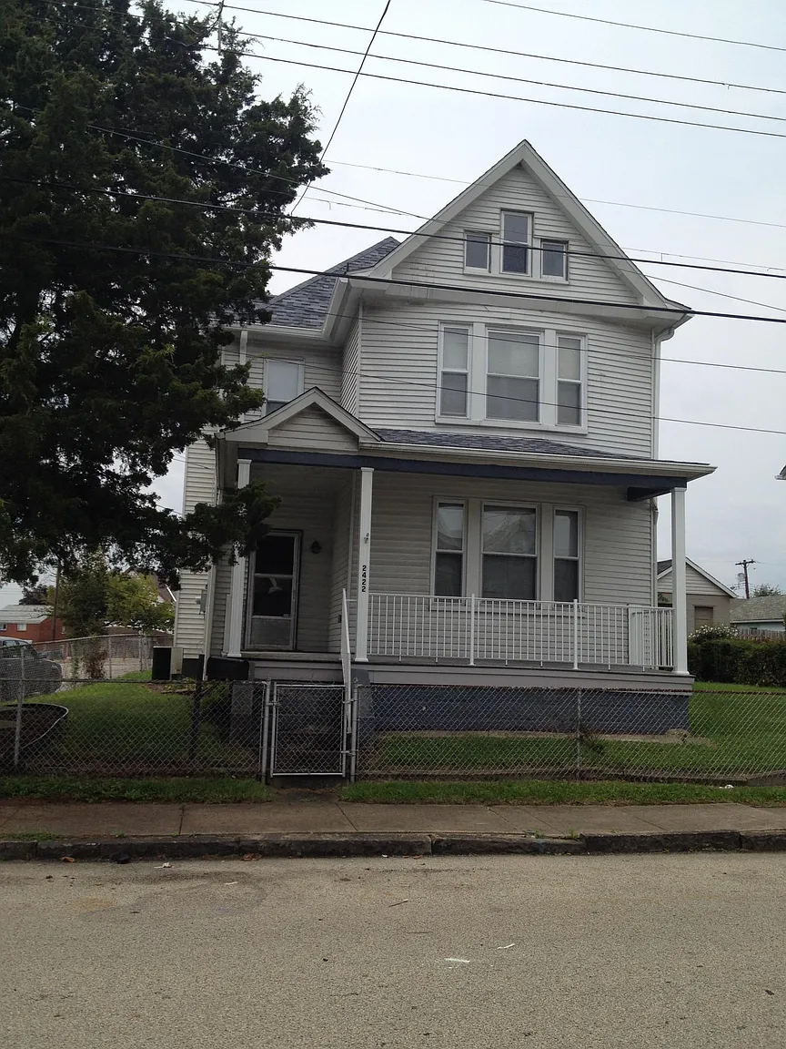 2422 Banker St photo 1