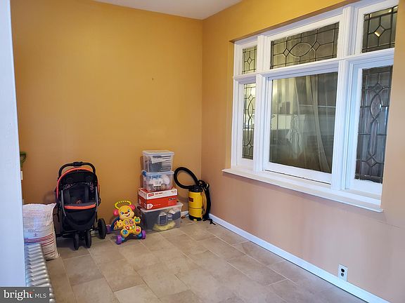 2nd image of 1428 W Chew Ave