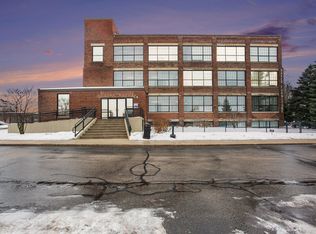 533 Columbia Ave APT 160, Holland, MI 49423