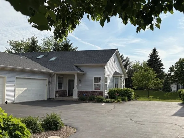 11747 River Terrace Ln, Huntley, IL 60142