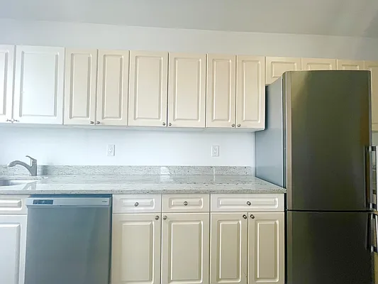 Rented by FirstService Realty (legacy) | media 7