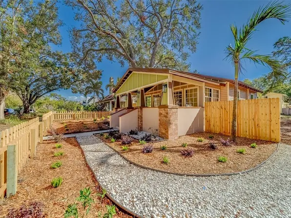 2960 Dartmouth Ave N, Saint Petersburg, FL 33713