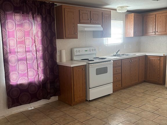 3rd image of 434 Cedar Hill Dr