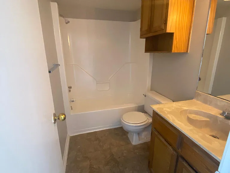 5510 Brookview Ct #C — Photo 6