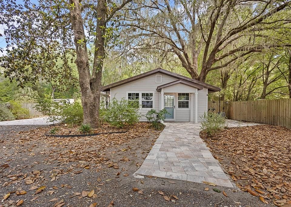 1st image of 253 NW 249th Street