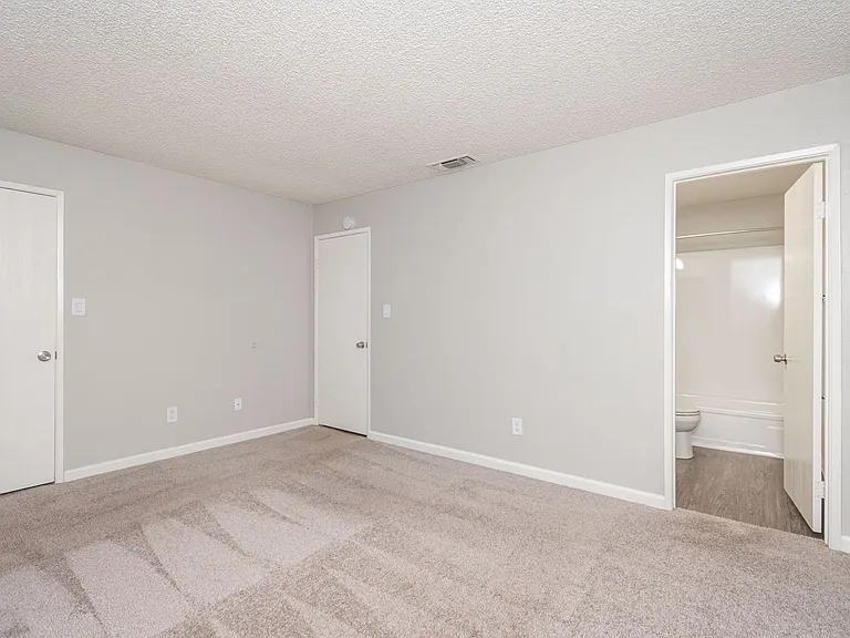 Fulton Woods — Photo 112