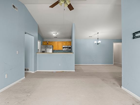 4th image of 17166 Higdon Dr