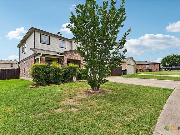 3rd image of 2204 Mikulec Dr