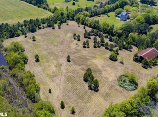 16674 Danne Rd, Fairhope, AL 36532