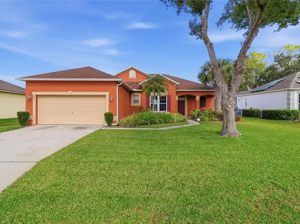 204 Golf Course Pkwy, Davenport, FL 33837