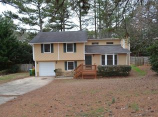 2677 Gravitt Rd, Duluth, GA 30096