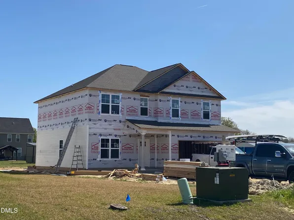 104 Nova Pl, Pikeville, NC 27863