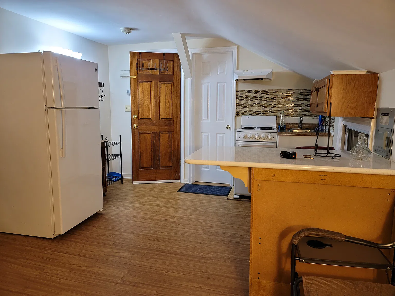 Studio, $1,800 — Photo 2