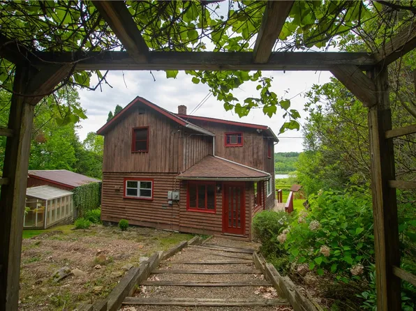 55 Elm Street Ext, Stoneboro, PA 16153